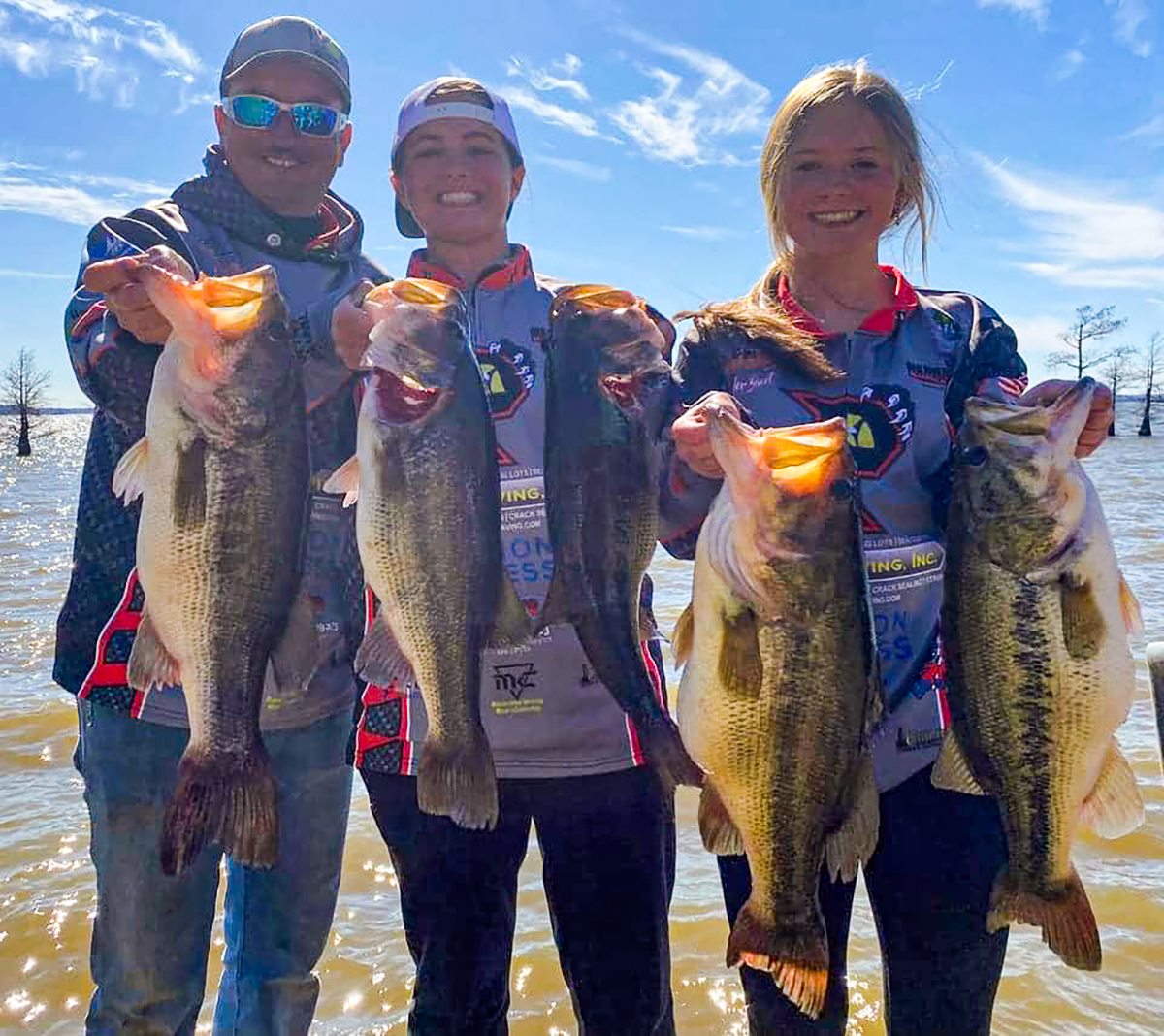 alexis and taylor with a huge limit of bass to win louisiana bass tournament