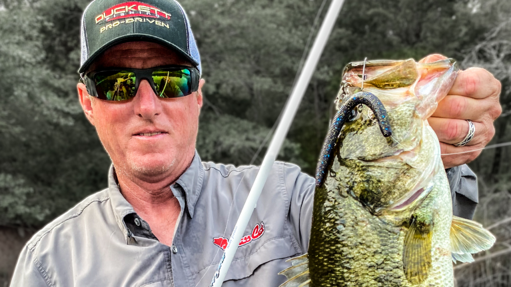 How to Sight Fish Spawning Bass with Senkos - Wired2Fish