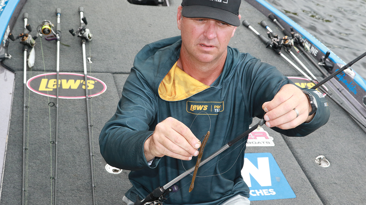 How to Catch Big Summer Bass on Soft-Plastic Worms - Wired2Fish