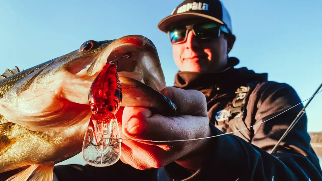 How to Fish the Wiggle Wart for Bass - Wired2Fish