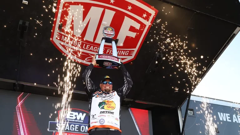 Chris Lane Wins First Bass Pro Tour Event on Kissimmee Chain