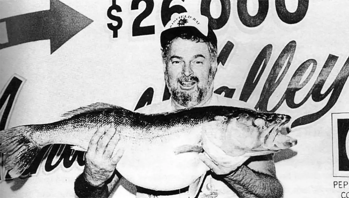 Al Harper with the former world record and Arkansas state record walleye