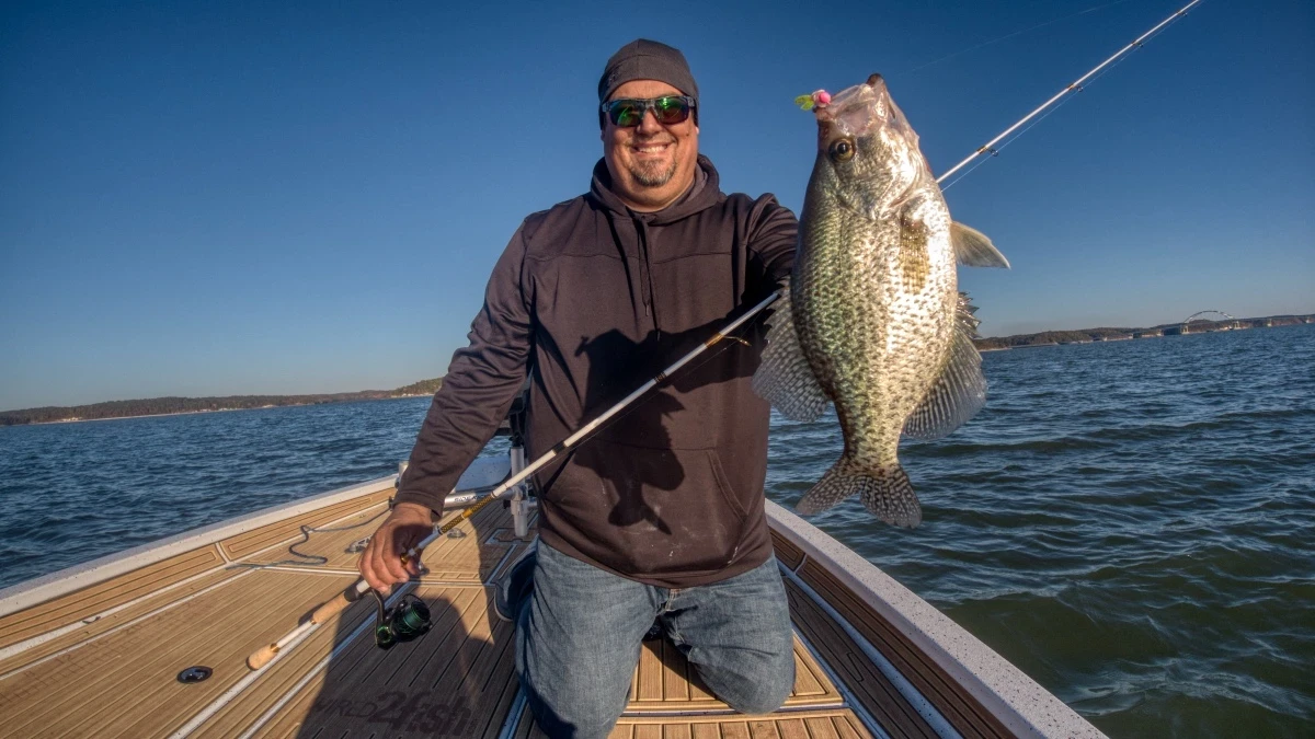 Winter River Crappie Fishing Tips with Todd Huckabee - Wired2Fish