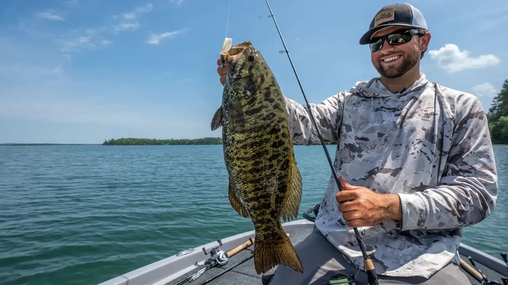 How to Fish Grubs for Smallmouth Bass in Clear Water - Wired2Fish
