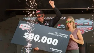 Stefan Wins MLF Invitational on Mississippi River