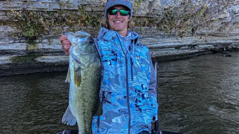 Targeting Bluff Walls for Fall Bass