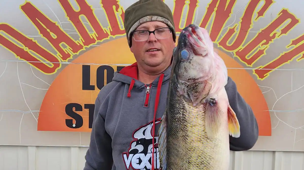 south dakota state record walleye caught
