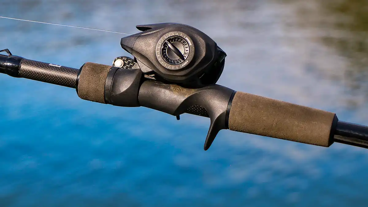 13 Fishing Defy Black Cranking Rods reel seat
