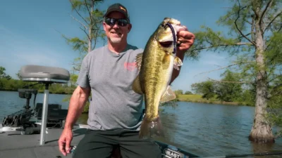 bass-fishing-cypress-trees