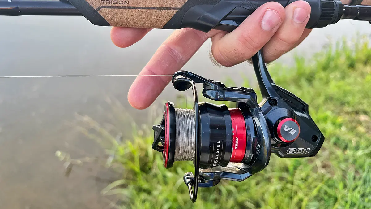 close up of seviin GS spinning reel