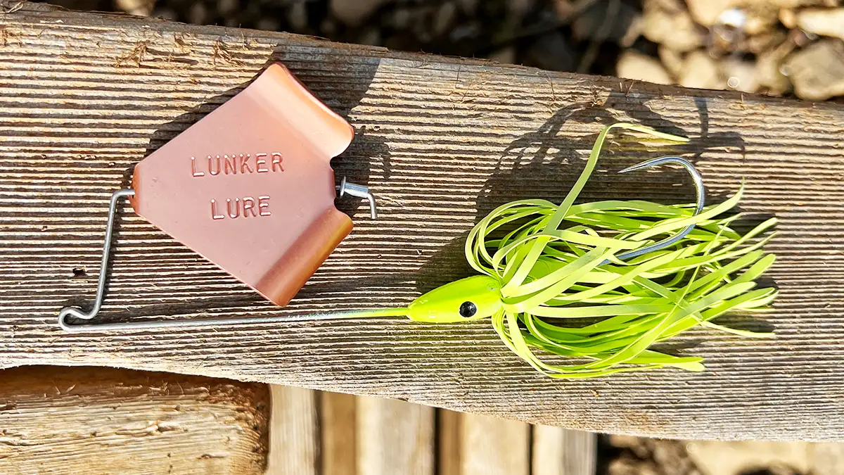 buzzbait 2 (lunker lure)