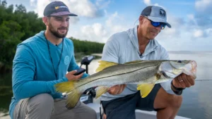 [VIDEO] How to Fish for Snook | Inshore Boat Fishing Basics