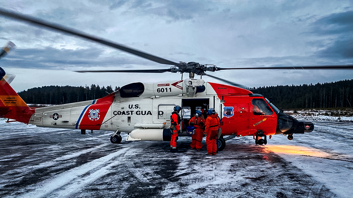 coast guard jayhawk helicopter