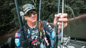 [VIDEO] 4 Essential Finesse Baits for Bass Fishing Success