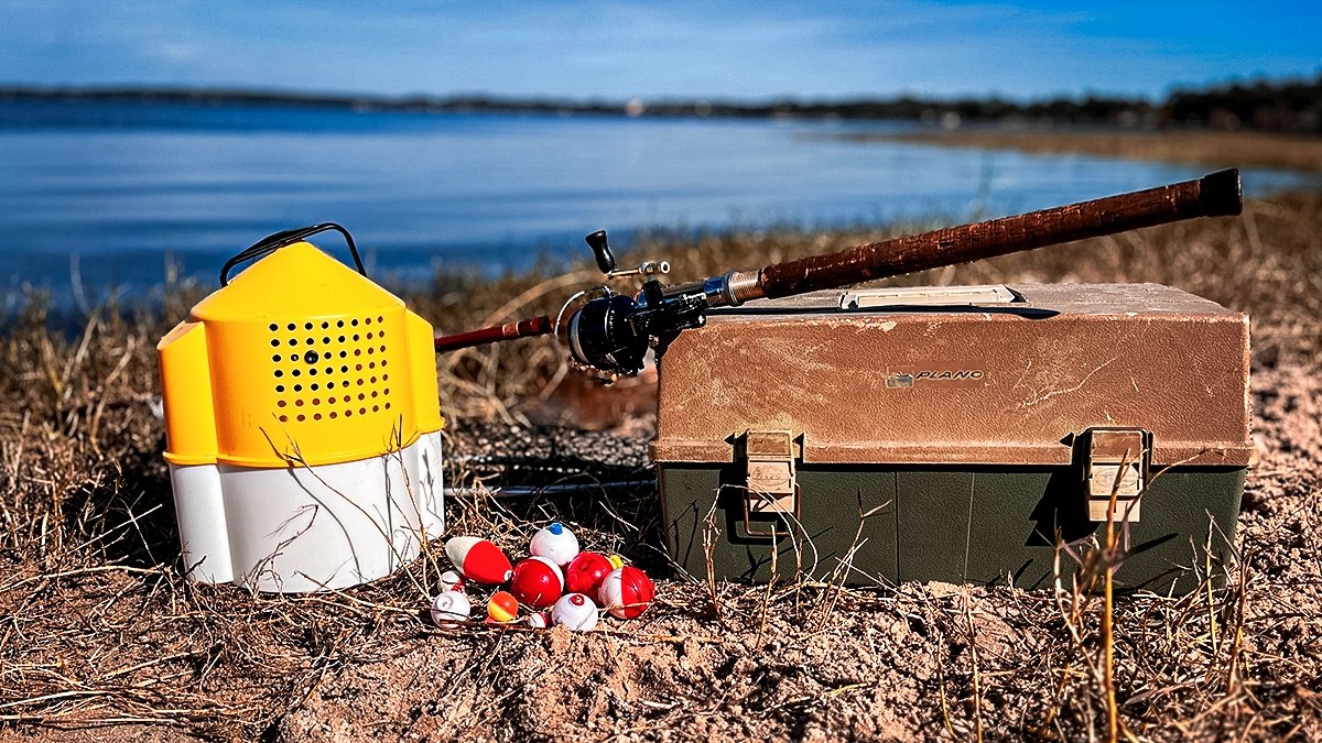 bobbers, bait box, tackle box, fishing rod