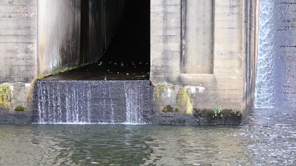 running water